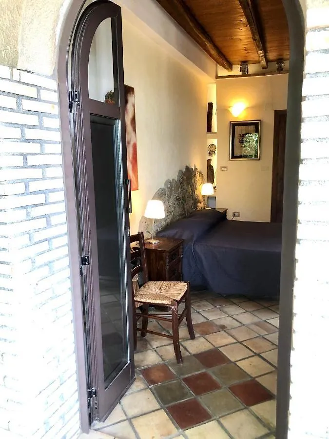 تاورمينا Villa Almoezia Charming B&B فندق مبيت وإفطار