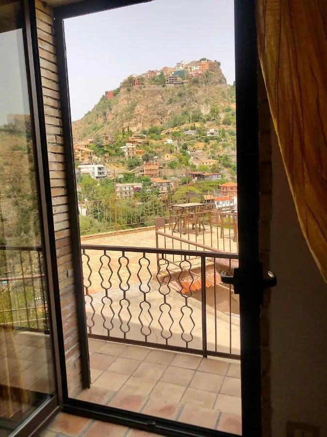 تاورمينا Villa Almoezia Charming B&B 0*,  إيطاليا