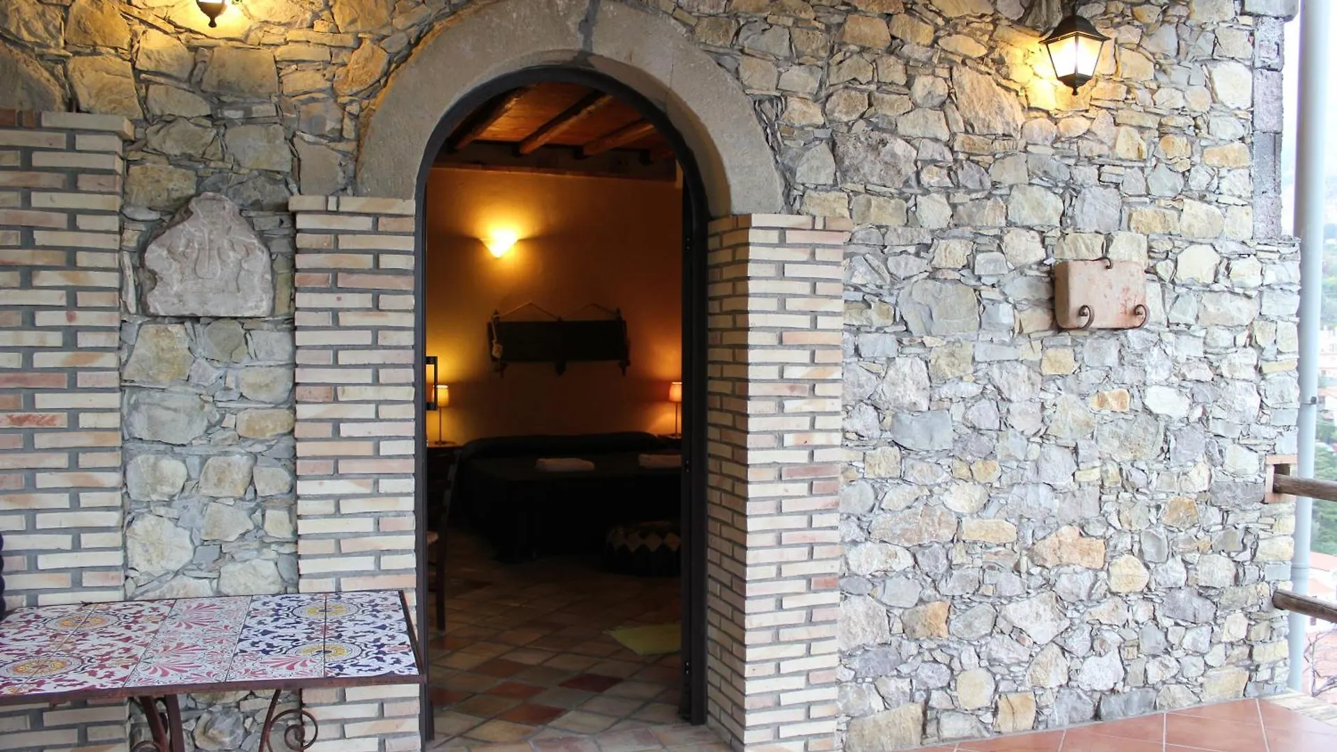 تاورمينا Villa Almoezia Charming B&B 0*,