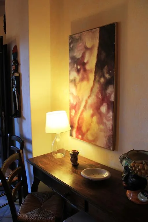 تاورمينا Villa Almoezia Charming B&B